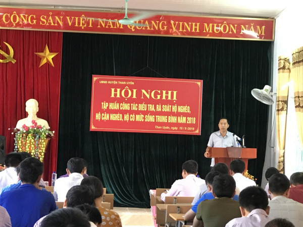 Tập huấn điều tra, rà soát hộ nghèo, hộ cận nghèo, hộ có mức sống trung bình năm 2018