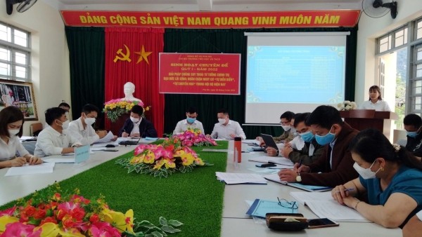 Buổi sinh hoạt chuyên đề mẫu tại Chi bộ Trường Tiểu học và THCS xã Pha Mu, huyện Than Uyên.