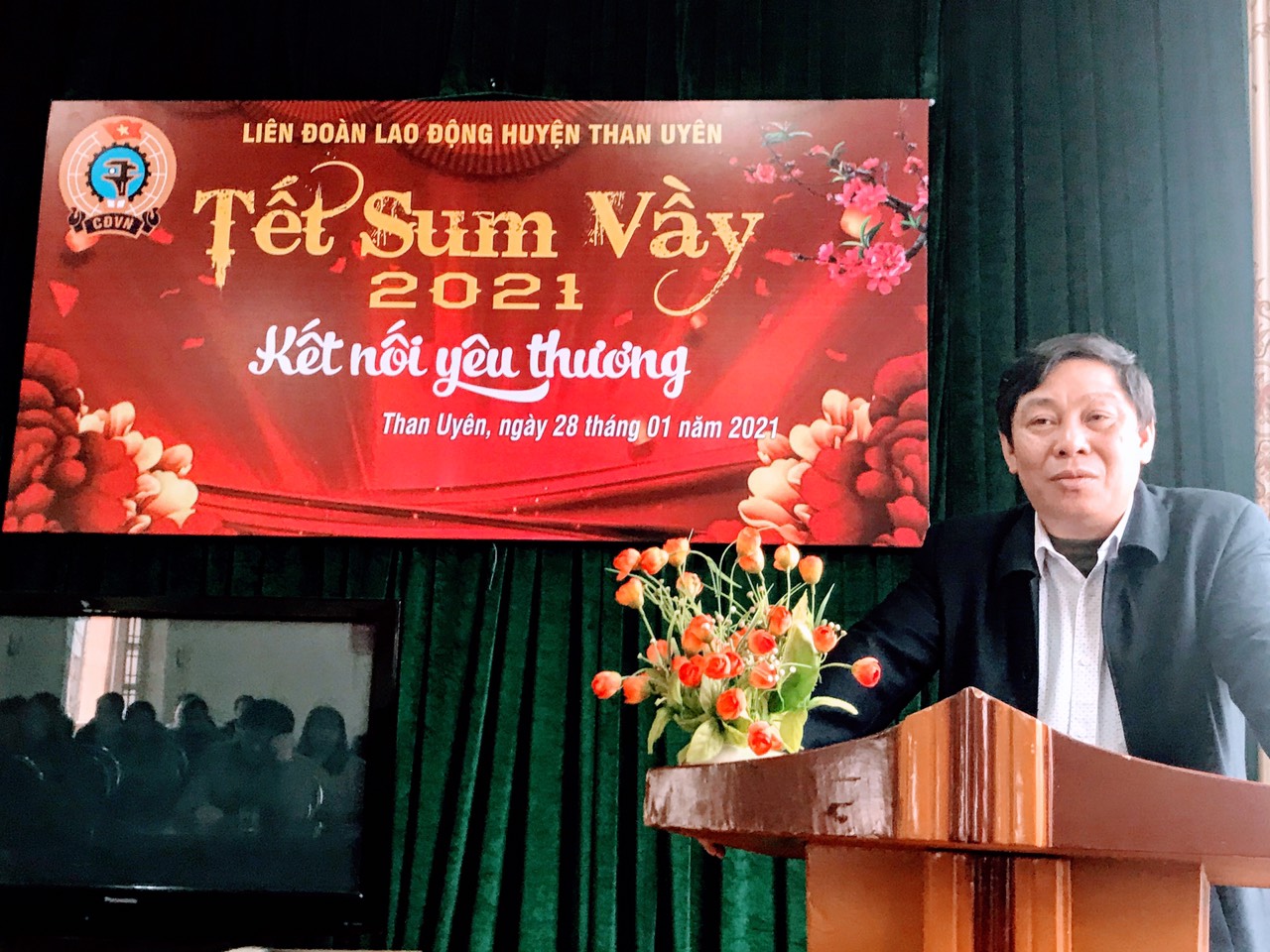 “Tết Sum vầy - Kết nối yêu thương”