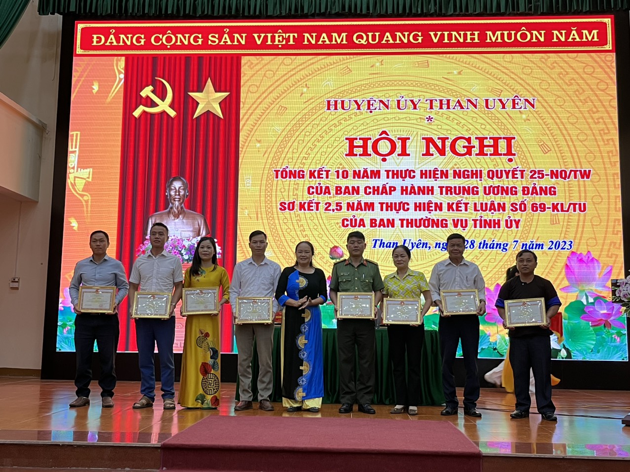 Hội nghị tổng kết 10 năm thực hiện Nghị quyết số 25 của Ban Chấp hành Trung ương Đảng, sơ kết 2,5 năm thực hiện Kết luận số 69 của Ban Thường vụ Tỉnh ủy